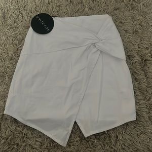This is the “Put in work mini skirt” in a size XS!! It’s from white fox
